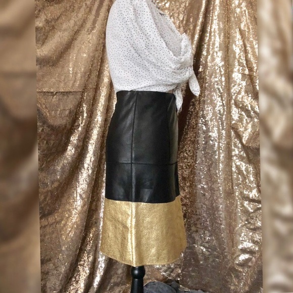 Alice+ Olivia leather skirt - Picture 3 of 8